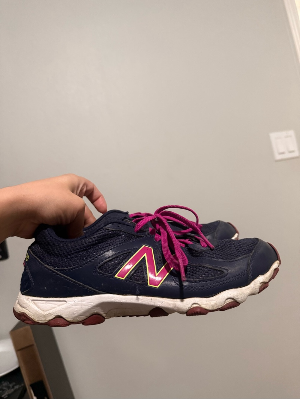 New Balance Women shoes with Pink Laces